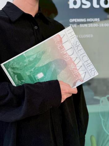 The Sketchers at Dawn—  Folder (Exhibition Product) 