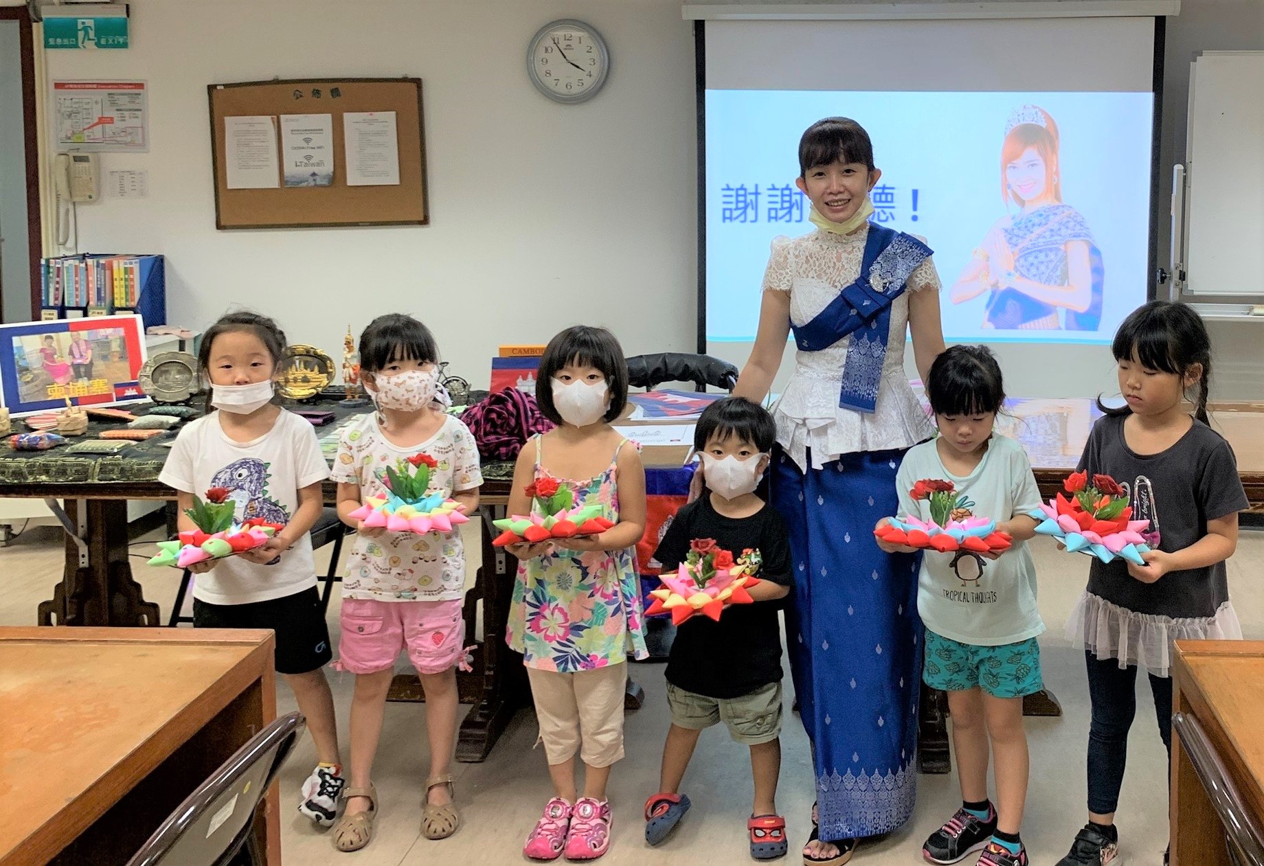 20201004藝學堂-島民日常美學柬埔寨送水節文化分享與花燈製作教學