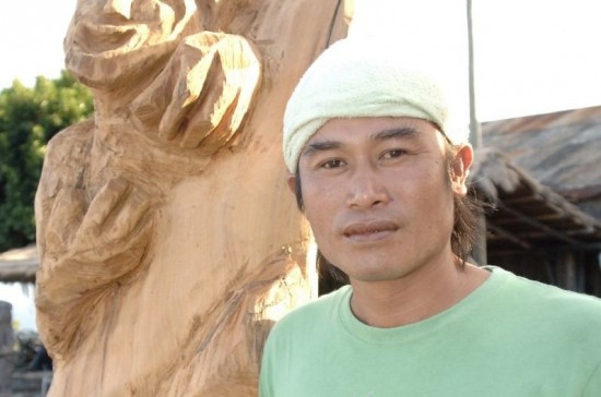 Amis Woodcarver | Siki Sufin