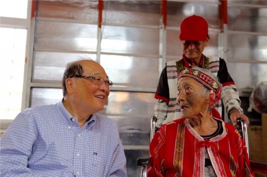 Minister commends Atayal preservers of facial tattoos