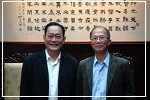 The curator of the Sun Yat-sen Museum in Ipoh, Malaysia, Zhang Ying-jie, visited the Hall and held an interchange forum. Director-General Lin Guo-zhang received him personally.