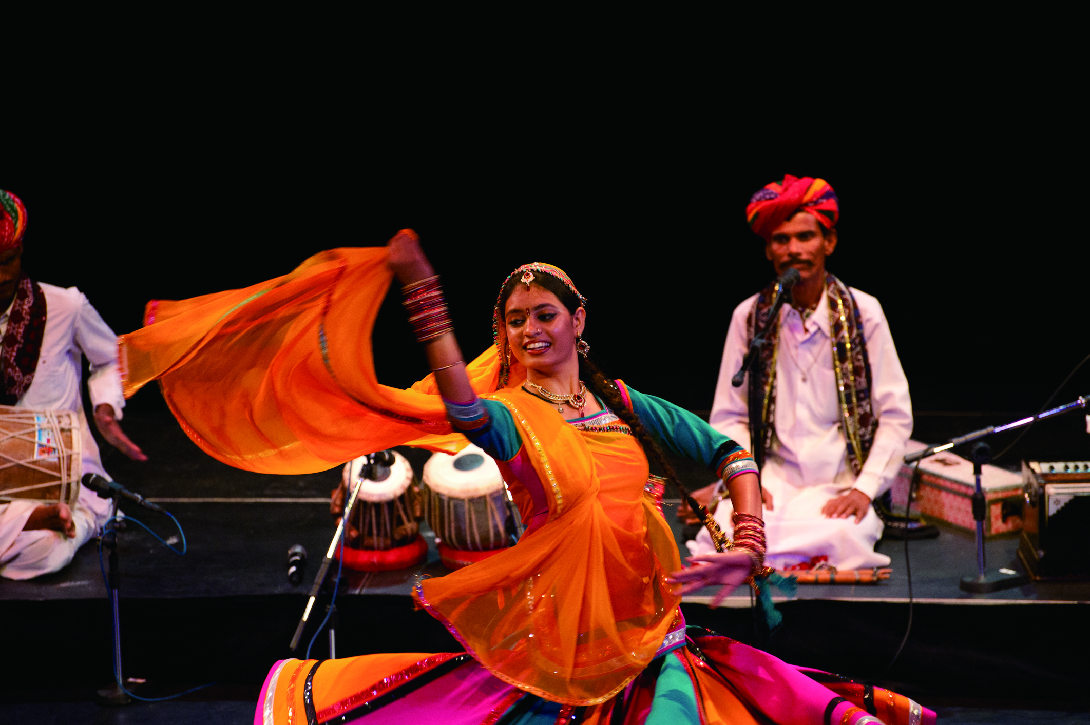 2011亞太傳統藝術節印度行旅者樂舞團.jpg