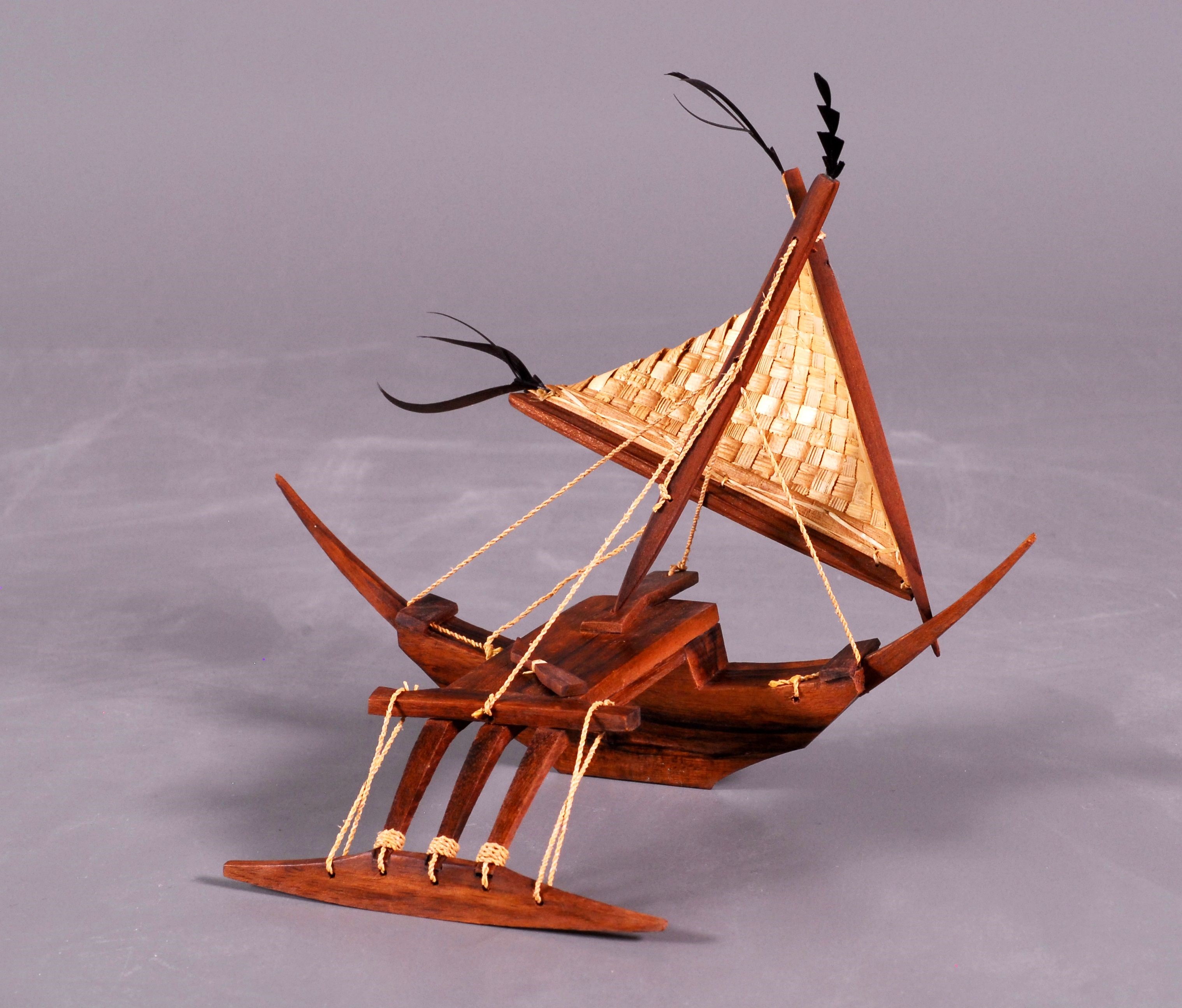 馬紹爾傳統獨木舟模型縮圖.jpg