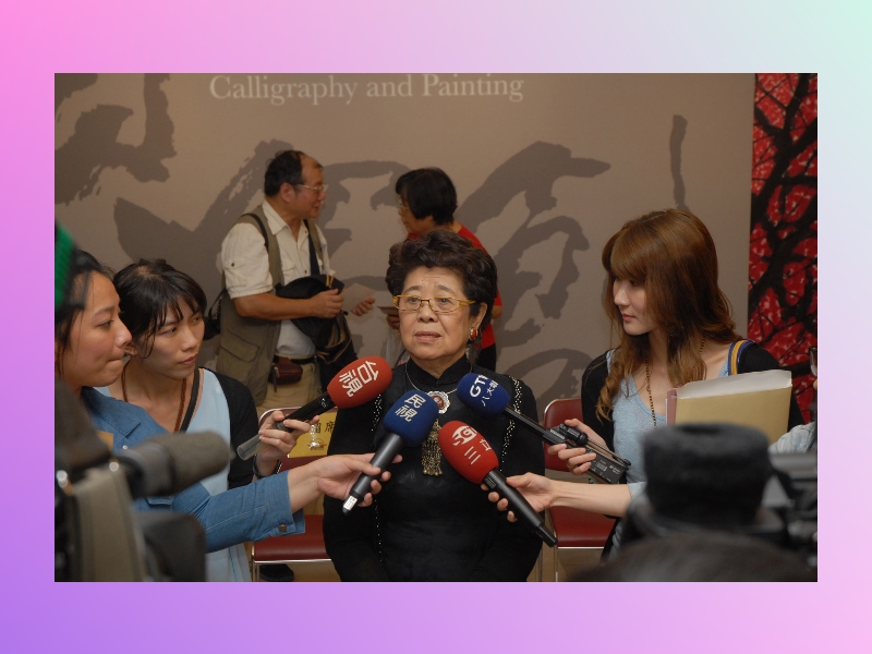 媒體採訪