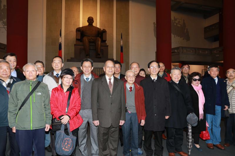 台北市廣東同鄉會合影