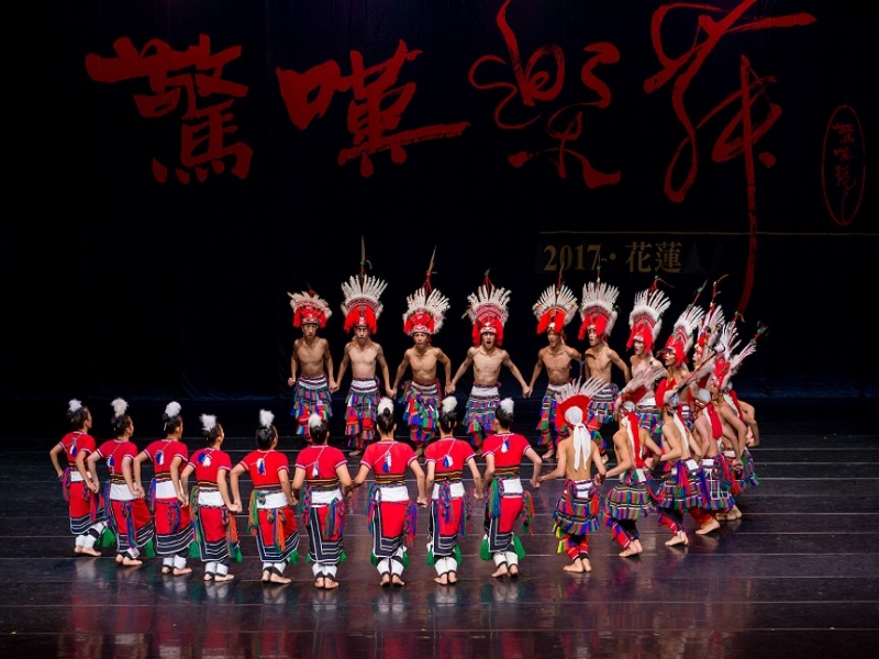 2018 Stunning Music and Dance: Taiwan Indigenous Music and Dance Feast will show the ethnic spirit flowing in the blood. Accompanied by source-tracing and profound music, we will search for the oldest memories of the tribes of Paiwan, Beinan, Taroko, Rukai, and Amis. (Welcome to join us with your family on May 18!)