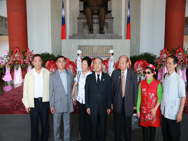 中華世界大同幸福勞動聯盟合影