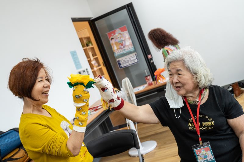 逆風劇團在臺北市大同老人服務暨日間照顧中心課程推出《偶有一個夢》課程。
