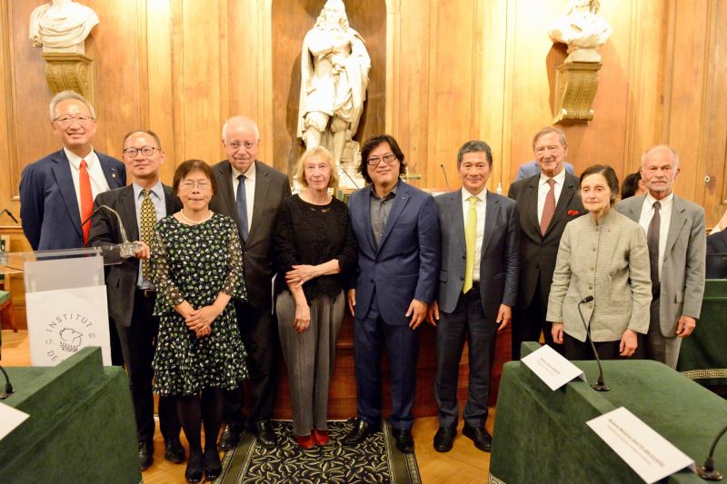 Ministro Lee Yung-te viaja a Francia para otorgar la 25ª edición del Premio Cultural Taiwán-Francia