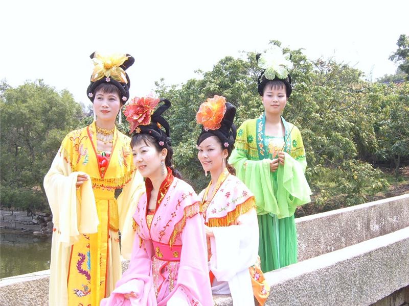 元旦開春，戲曲薌傳「福建漳浦薌劇、竹馬戲」歡鬧傳藝