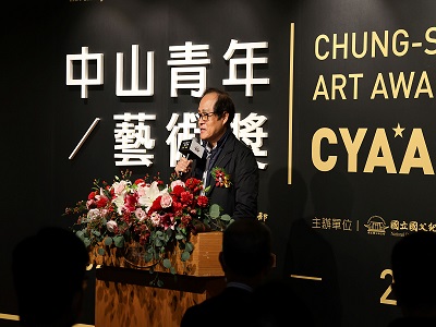 The jury convener of the oil painting group, Chairman Su Hsien-fa, gave a speech (open a new window)