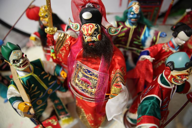 Yilan kicks off exhibition on veteran puppetry group