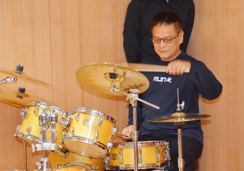 Jazz Drummer — Rich Huang  