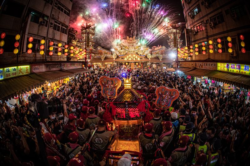 Photographer wins gold medals at NY Photography Awards