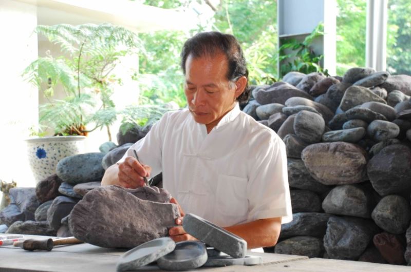 Inkstone Artisan | Tung Tso