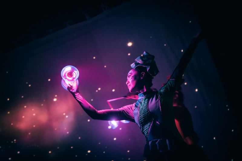 Taiwan diabolo show "Light of Life" praised by UK