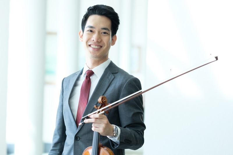 Violinist | Richard Lin