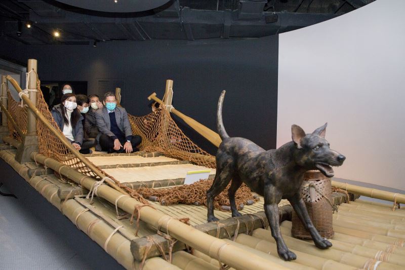 Minister visits museum of prehistory in Tainan