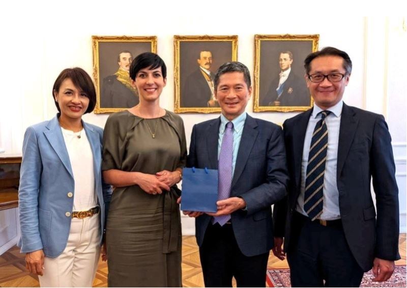 MOC to establish cultural section in Czechia