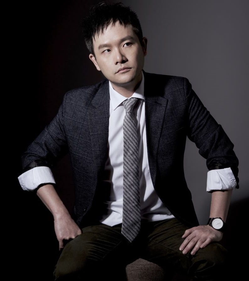 Author | Egoyan Zheng