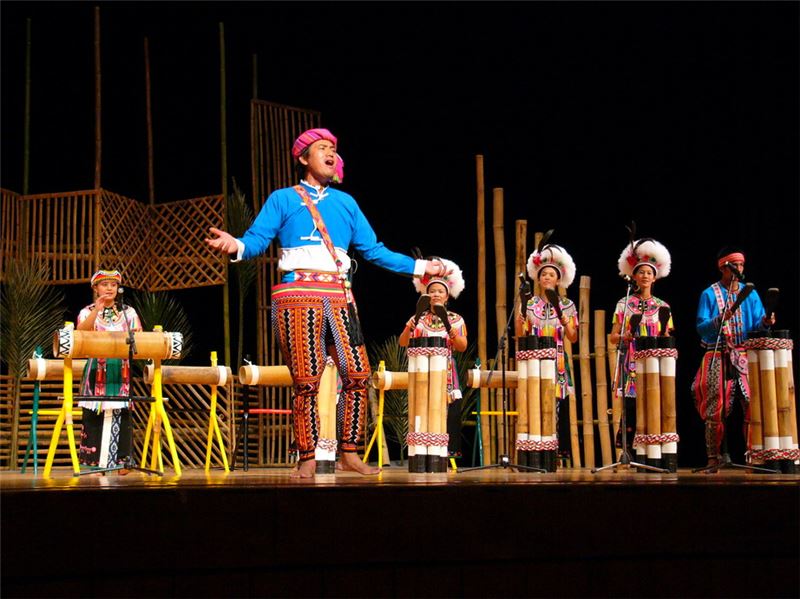 Amis Kakeng Musical Group