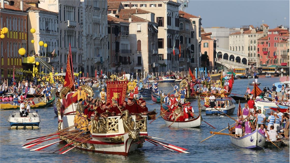歐洲版划龍舟競賽 威尼斯賽船節  熱鬧又有趣  