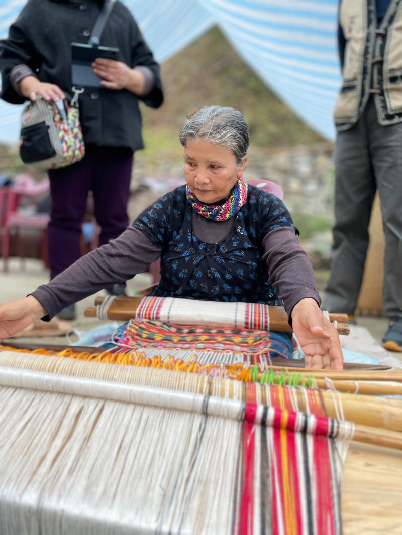 ブヌン族の織物、「伝統工芸」として南投県の文化資産に登録