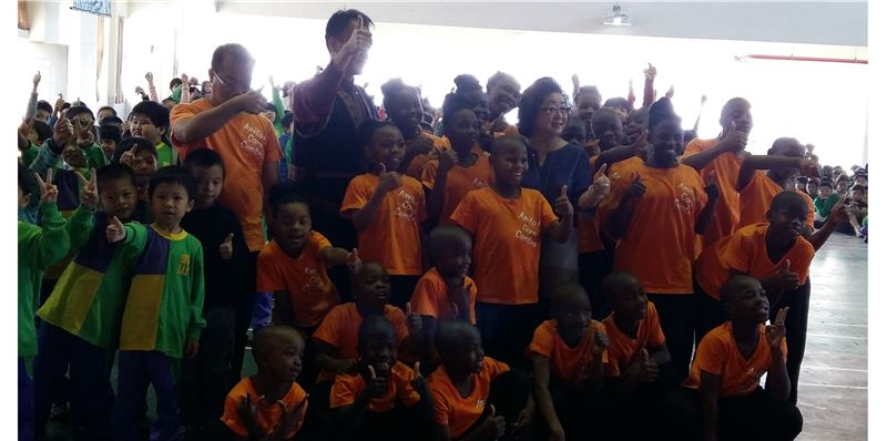 戲曲南館{擾動一池戲水}於屏山國小