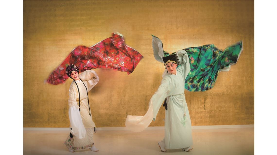 臺日共製的《繡襦夢》企圖讓不同國家、不同文化、不同語言的人，看到傳統戲曲在當代舞台上，綻放出新的藝術火花。