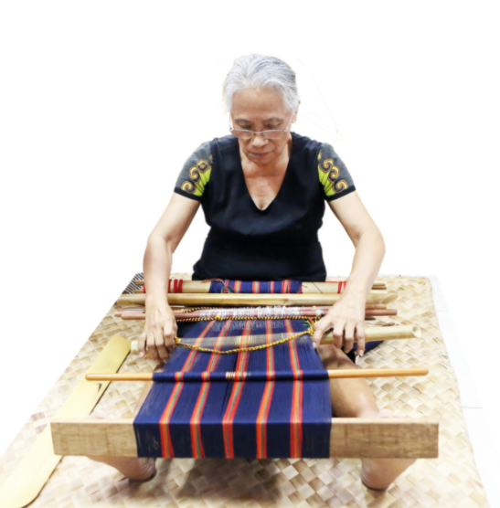 Traditional Paiwan Weaver | Ljumiang Pacekelj