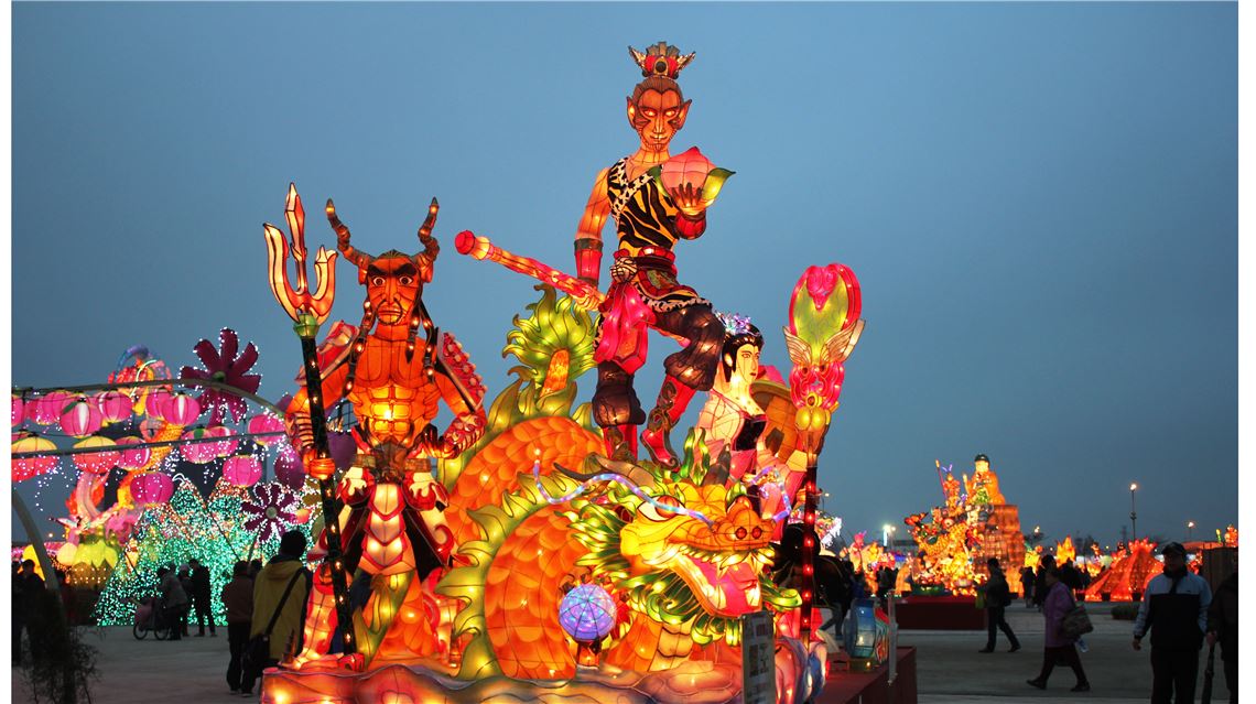 2016臺灣燈會花燈王，不只點燃了節慶氛圍，更點亮了人間。