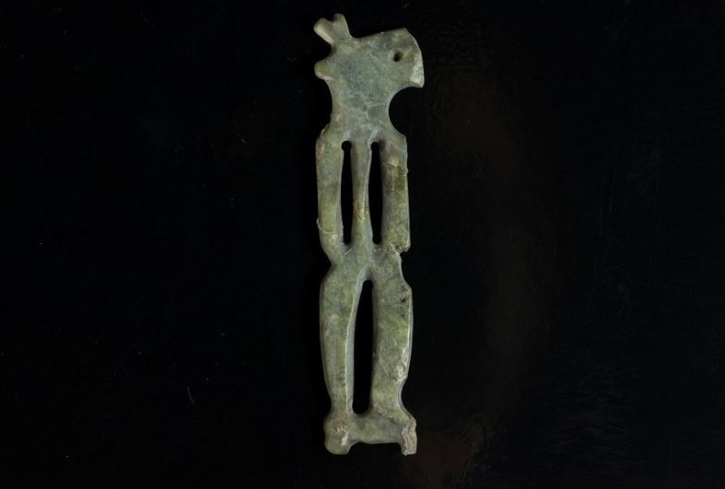 考古学上の大発見！台南で2500年前の「人獣形玉器」出土する／台湾