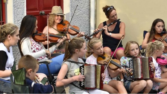 愛爾蘭傳統音樂節 樂音在民謠國度飄揚