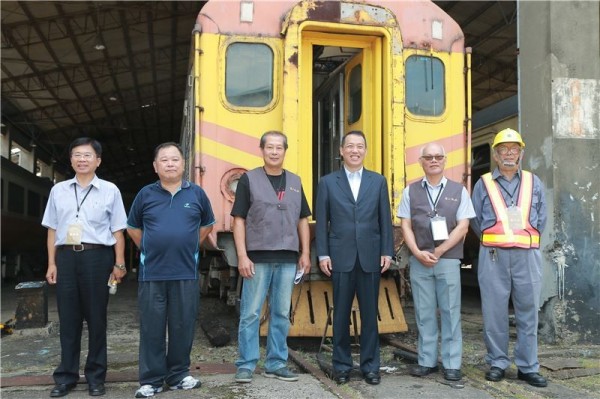 Taipei Railway Workshop launches group tours for train aficionados 