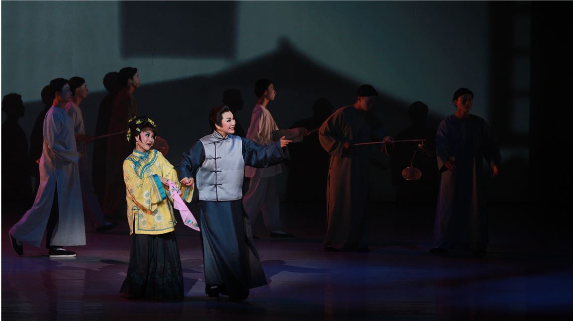 在唐美雲歌仔戲團2015年度新戲《春櫻小姑-回憶的迷宮》中，唐美雲和許秀年再次搭檔演出。