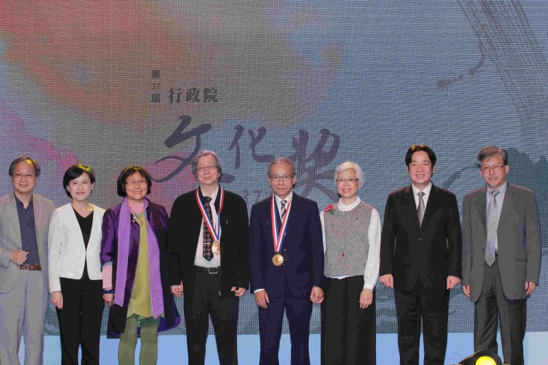 Le Prix culturel national récompense Hsieh Li-fa et Wu Nien-jen 