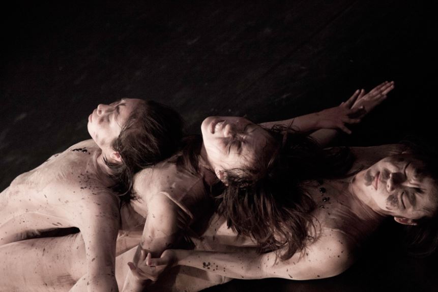 許程崴製作舞團《肉身撒野》法國凱布朗利博物館演出