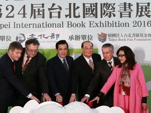台北で国際ブックフェア　文化相、ソフトパワーの海外発信に意欲 